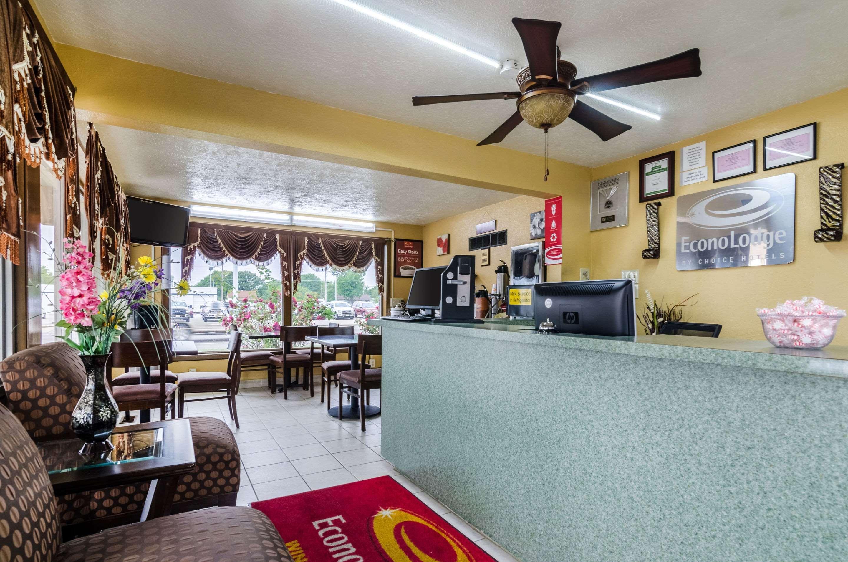 Econo Lodge Winfield Extérieur photo